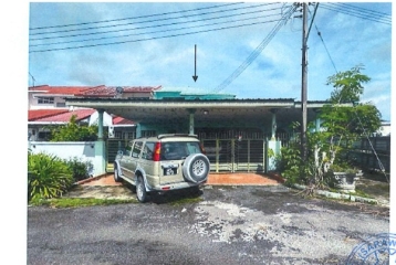 One double storey corner terraced-type house (2)
